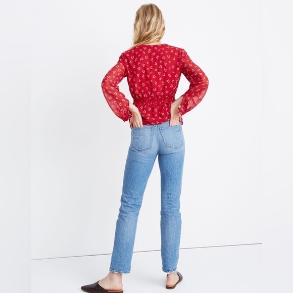 Madewell | V-Neck Peplum Top in Little Lilies Boho XS Floral Cherry Red Prairie - Picture 2 of 10